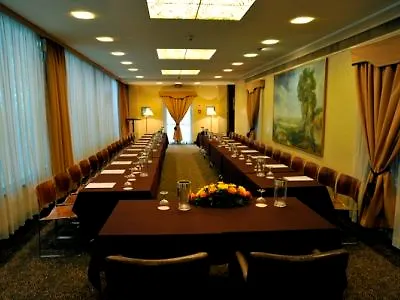 Qc Room Milano Porta Romana 4*, Milan Italy