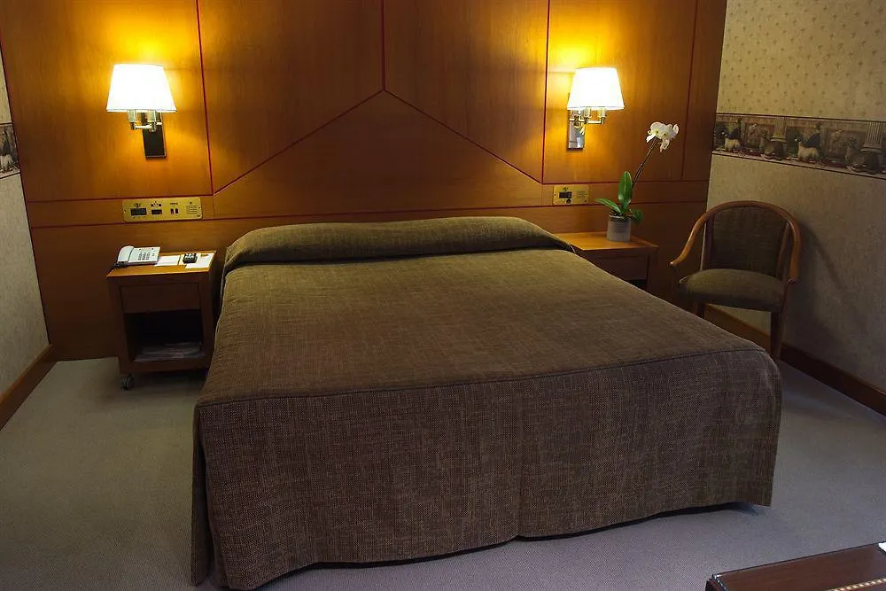 **** Hotel Qc Room Milano Porta Romana Italie